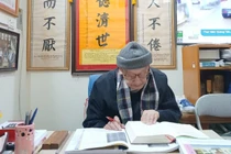 Người lương y giỏi gần 100 tuổi vẫn khát vọng truyền nghề cứu người