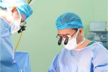 Niềm vui Ngày Thầy thuốc, giữ thành công chân ung thư sụn cho bé gái 8 tuổi