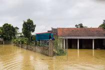 Hướng dẫn phòng tránh bệnh trong mùa mưa lũ