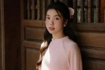 Công thức chọn son khi diện áo dài nhẹ nhàng mà vẫn sang