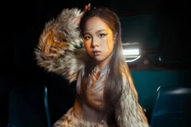 Mẫu nhí Vân Khánh mê diễn thời trang, sở hữu thành tích 'khủng'