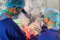 20 tuổi bị đột quỵ do thường xuyên thức khuya