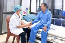 Rắn lục cắn, người đàn ông Ninh Bình hoại tử chân nghiêm trọng