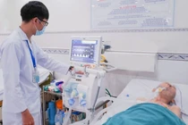 Hành trình hồi sinh kỳ diệu của cụ bà 91 tuổi suy tim thận, suy hô hấp