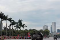 Dàn khí tài hiện đại di chuyển vào trung tâm Hà Nội 