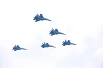 Dàn máy bay, trực thăng tập luyện cho lễ diễu binh A80