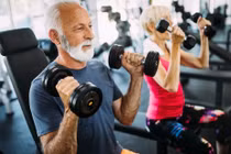 Người cao tuổi có nên tập gym không?