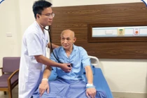 Chạy đua với tử thần cứu sống người Trung Quốc bị nhồi máu cơ tim