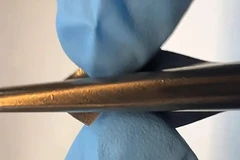 Vật liệu mỏng hơn sợi tóc 100 lần sắp thay đổi hoàn toàn công nghệ pin