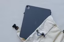 Logitech Flip Folio biến iPad thành laptop mini linh hoạt 