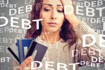 Thói quen dễ khiến bạn rơi vào nợ xấu thẻ tín dụng