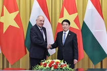 Chủ tịch nước Lương Cường hội đàm với Tổng thống Hungary