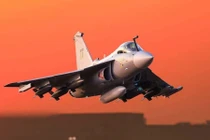 Cận cảnh tiêm kích nội địa Tejas Mk 1A Ấn Độ chốt đơn trăm chiếc
