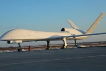 Máy bay không người lái tấn công tầm xa WJ-700 của Trung Quốc