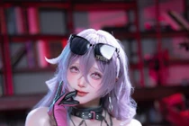 Tân binh nhà Tencent gây sốt nhờ hợp tác cùng hot coser