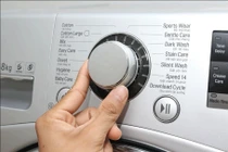 Thói quen đang “ám sát” máy giặt cửa ngang của bạn