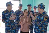 Vùng 3 Hải quân khánh thành, bàn giao nhà cho bà con vùng lũ tỉnh Gia Lai