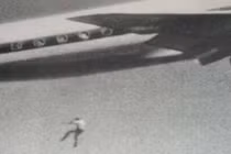 Khoảnh khắc rùng rợn hé lộ câu chuyện ít biết trong lịch sử