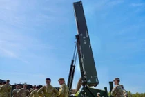 Mỹ quyết tâm đưa vào trang bị tên lửa siêu thanh đầu tiên vào cuối năm 2025