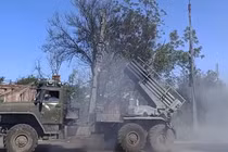 Nga tiến nhanh ở Kostiantynivka, Ukraine không kịp rải mìn