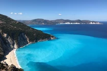 Mê đắm trước những bãi biển đẹp nhất thế giới