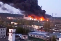 Nga tập kích 6 nhà máy điện, Ukraine chìm trong bóng tối