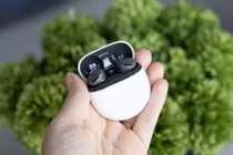 Tai nghe Pixel Buds 2A với Gemini và pin có thể thay thế