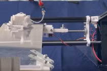 Robot 3D bước ra từ máy in như phép màu, không cần lắp ráp