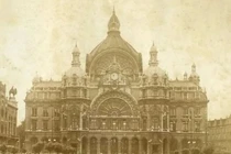 Ấn tượng diện mạo loạt công trình lịch sử nhiều năm trước