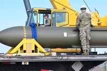 Thế giới mới một lần ngắm "siêu bom" GBU-57, Mỹ đã muốn thay