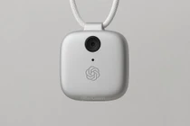 OpenAI và Jony Ive hợp tác sản xuất thiết bị AI tại Việt Nam