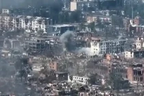 Sau gần 2 năm cầm cự, số phận Chasov Yar cuối cùng đã điểm