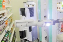 Robot AI đa nhiệm phục vụ cửa hàng tiện lợi Nhật Bản
