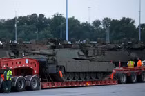 Đoàn chiến xa đổ về thủ đô nước Mỹ chuẩn bị do lễ duyệt binh lịch sử