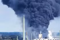 Nhà máy sản xuất máy pha cà phê của Đức đang phát nổ, sự thật là gì?