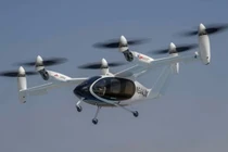 Dubai bay thử taxi điện, mở đường cho giao thông trên không