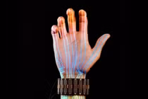 Vòng đeo tay điều khiển máy tính ảo diệu đến từ Meta