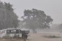 Sét đánh khiến 4 học sinh bị thương nặng