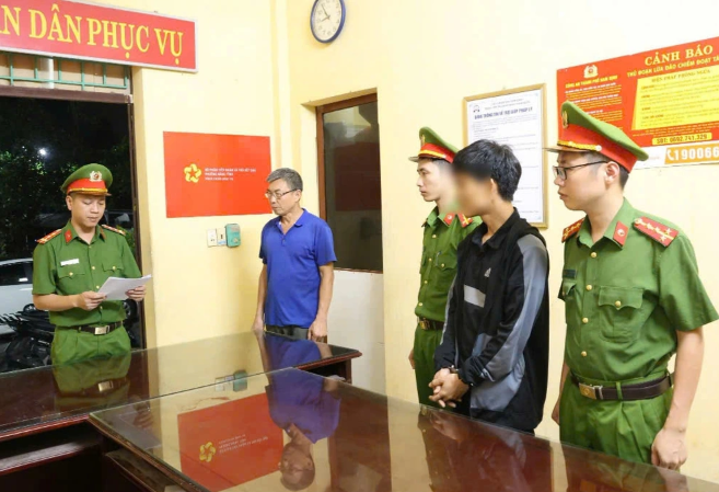 Bat khan cap ke hanh hung nhan vien y te Benh vien Nam Dinh