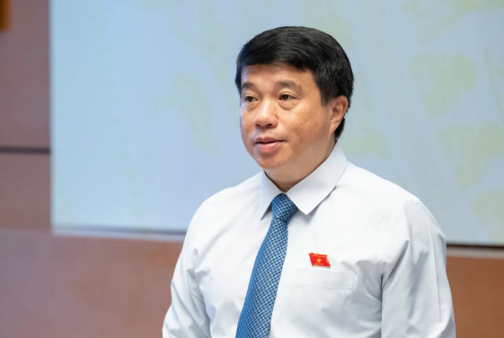 Chan dung tan Bi thu Tinh uy Lam Dong Y Thanh Ha Nie K'dam-Hinh-6