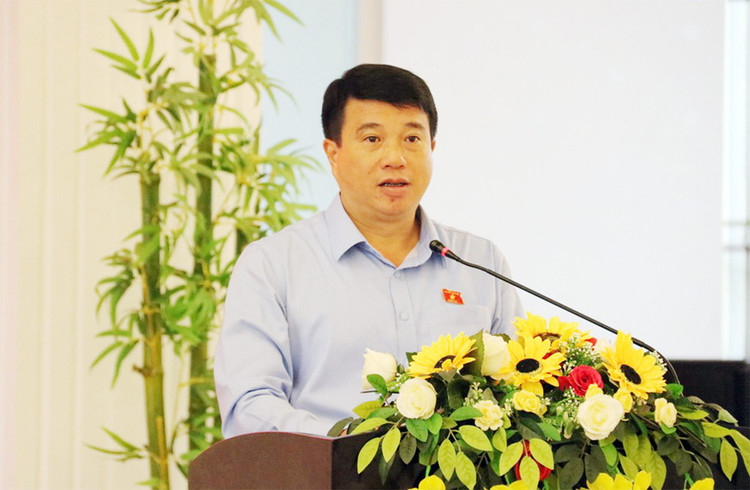 Chan dung tan Bi thu Tinh uy Lam Dong Y Thanh Ha Nie K'dam-Hinh-5