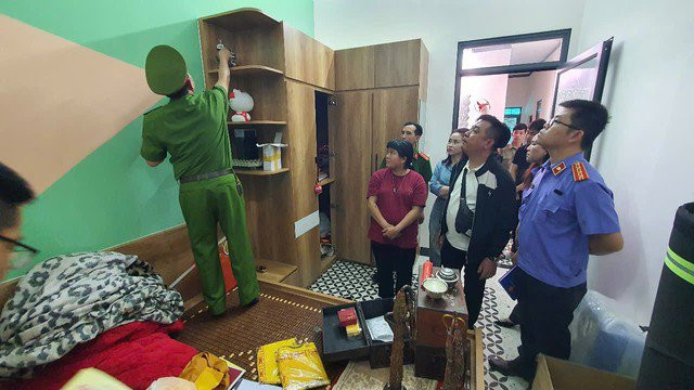 Hành tung bí ẩn của cặp đôi lừa tu tập "đắc đạo thành tiên" - Hình 3 Hanh tung bi an cua cap doi lua tu tap