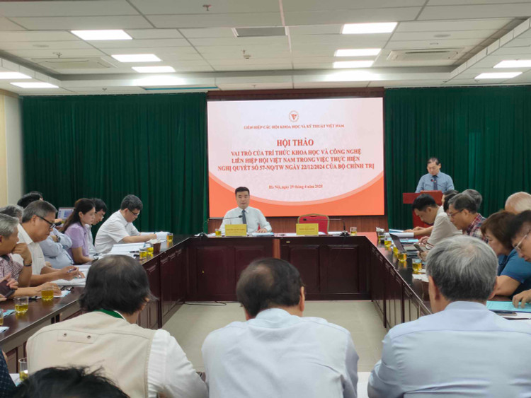 Phat huy manh me vai tro cua tri thuc KH&CN trong thuc hien Nghi quyet 57