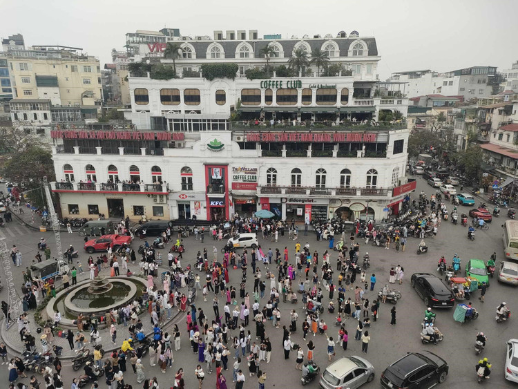 Toa nha “Ham ca map” nhung ngay cuoi cua su menh-Hinh-8