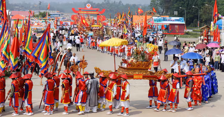 Phu Tho: Tam dung, dieu chinh nhieu hoat dong dip gio To Hung Vuong
