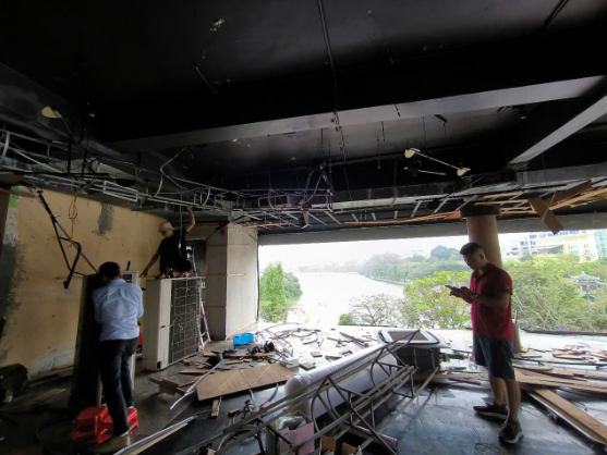 Tieu thuong hoi ha chuyen do dac khoi toa nha “Ham ca map”-Hinh-5