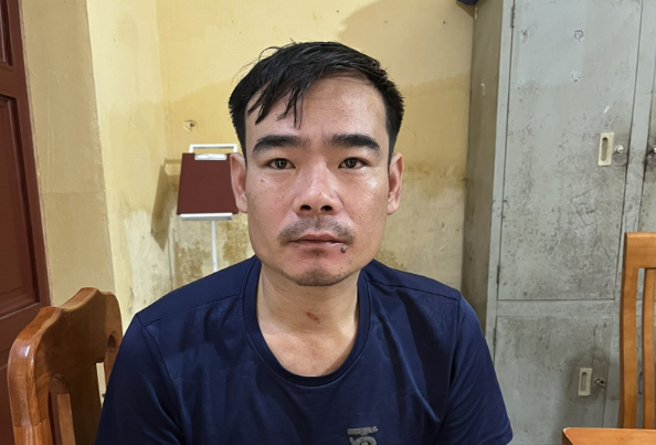 Bac Giang: Tam giu hinh su doi tuong dam vao mat dai uy cong an