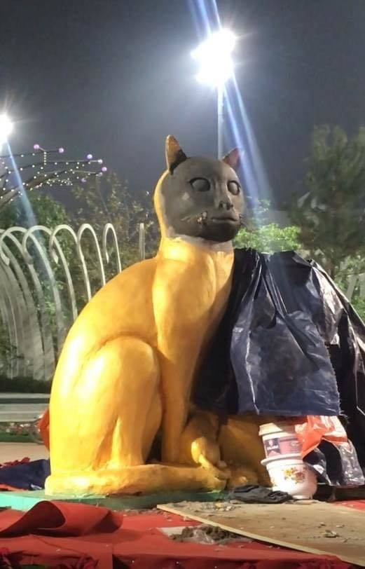 Linh vật mèo Tết 2023 “trình làng” vô số kiểu tạo hình độc, lạ - Hình 5 Linh vat meo Tet 2023 “trinh lang” vo so kieu tao hinh doc, la-Hinh-5