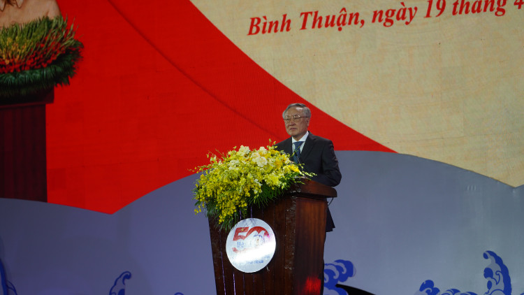 Pho Thu tuong Nguyen Hoa Binh: Binh Thuan can vuon len thanh trung tam-Hinh-3