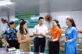 Phụ nữ Bắc Ninh chủ động đưa nông sản, nghề truyền thống lên không gian số